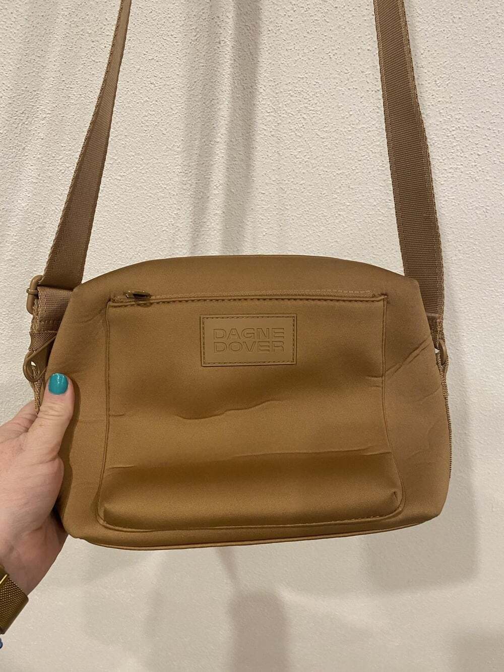 Dagne Dover Micah Crossbody Bag Womens Small Tan Neoprene Zip Purse Adjustable - Picture 3 of 6